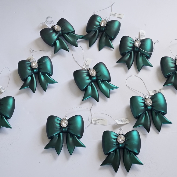 10 Holiday Lane Gilded Glamour Green Glass Bow Ornament